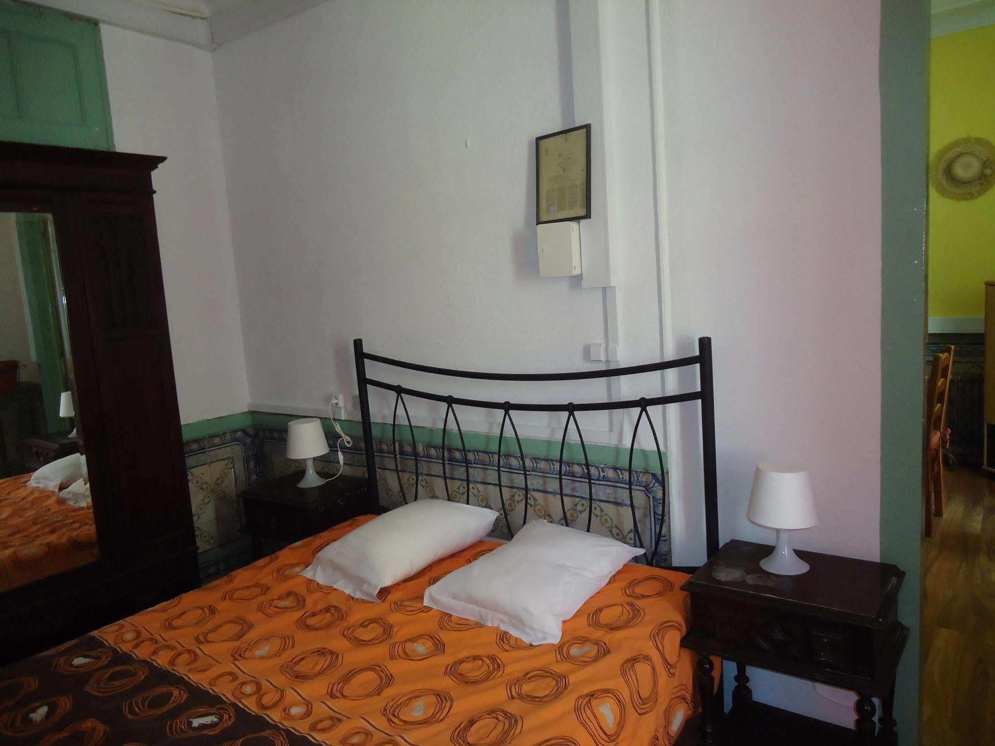 New Aljubarrota Guest House Лиссабон Экстерьер фото